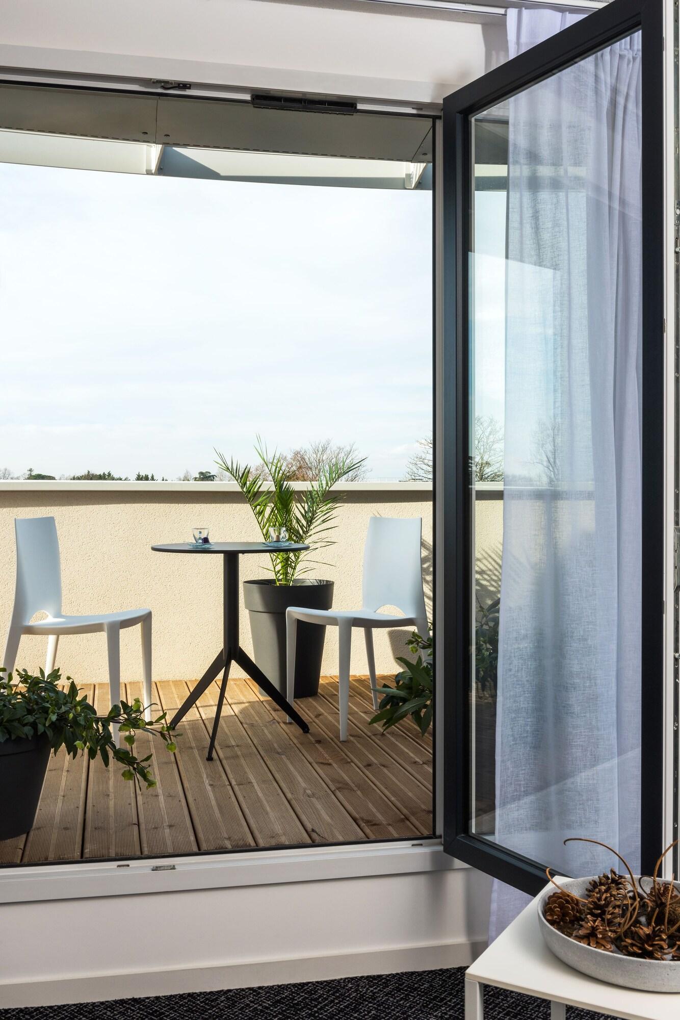 Teneo Apparthotel Talence - Espeleta Buitenkant foto