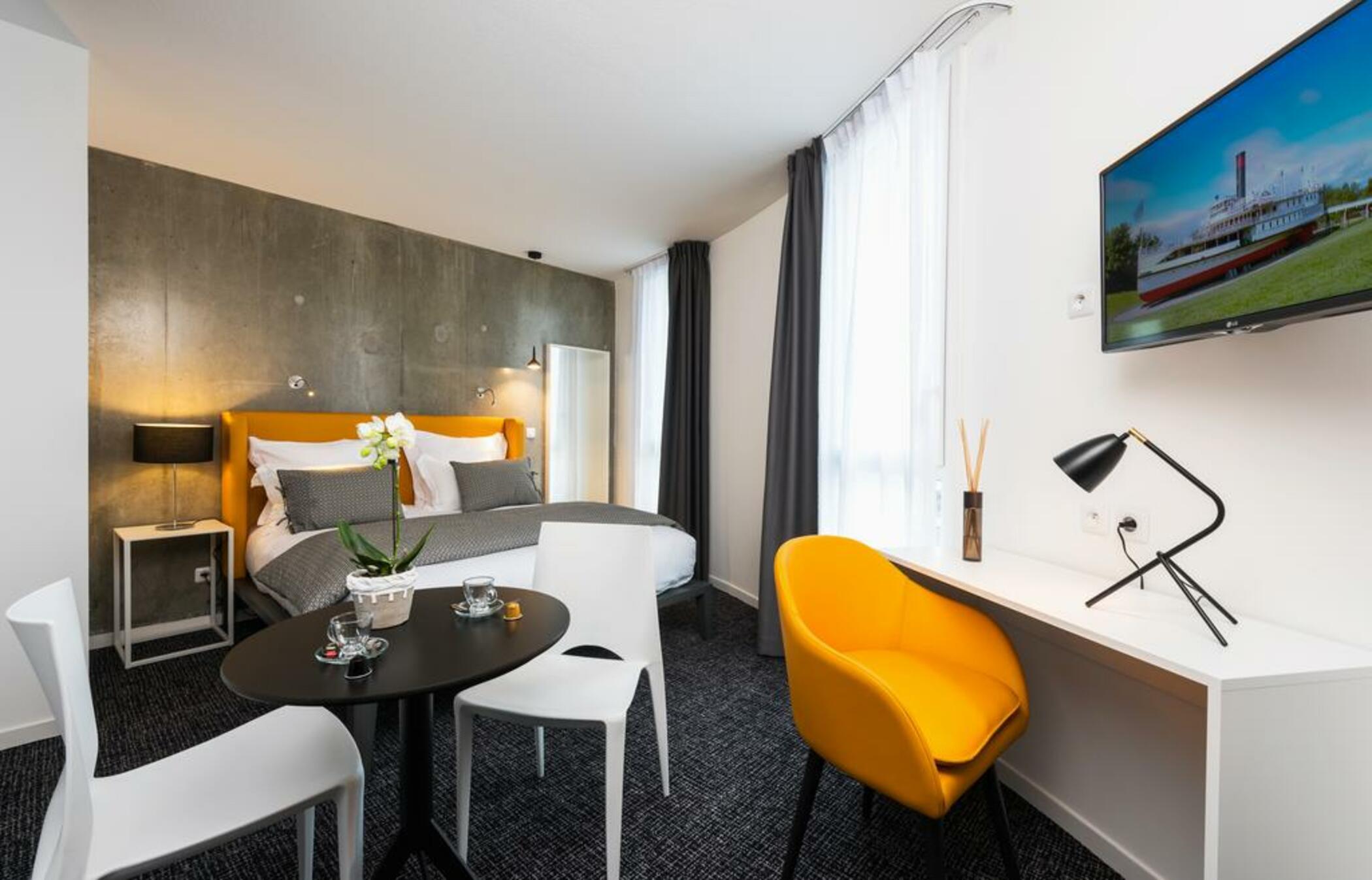 Teneo Apparthotel Talence - Espeleta Buitenkant foto